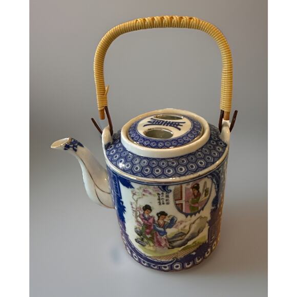 Vintage Chinese Blue & White Porcelain Teapot Woven Handle Asian Scene - Picture 2 of 7
